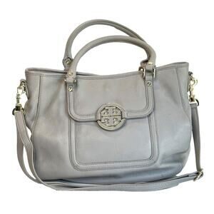 Tory Burch Amanda Classic Hobo Bag Authentic COA